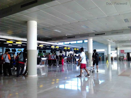 Check-in Counters Bandara Internasional Lombok | Doc: Fazword